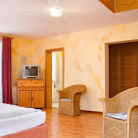 1. Deutsches Kartoffel-hotel Szálloda 3*